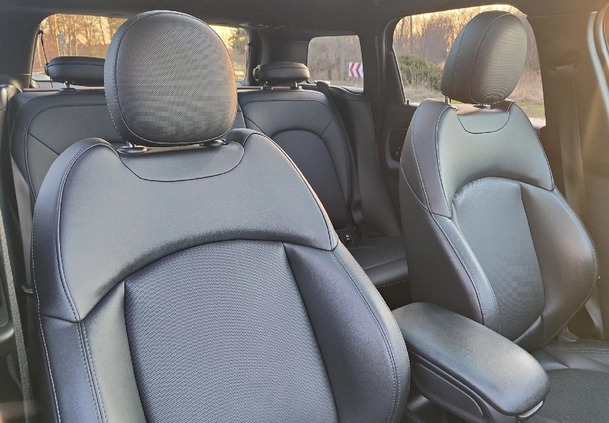 MINI Countryman cena 103500 przebieg: 82288, rok produkcji 2018 z Sucha Beskidzka małe 781